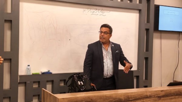 مشروع نيابي ينطلق لإعداد كوادر سياسية شابة.. وباسل عادل: نبحث عن قادة لمصر