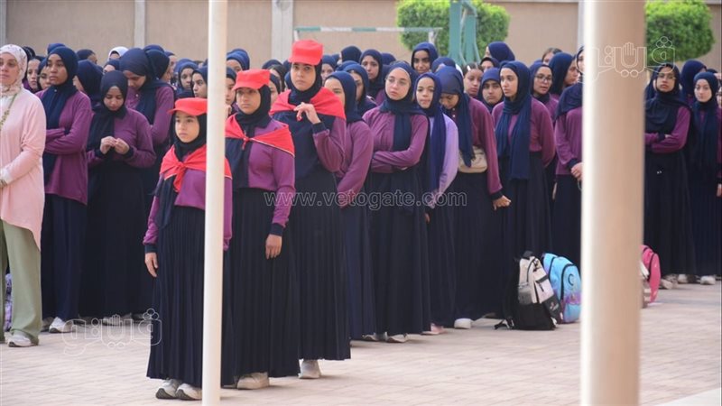 أخبار الاقتصاد اليوم: 20 جنيها تراجعا في سعر الذهب بالصاغة.. أسعار الزمزمية “الفلاسك” مع قرب العام الدراسي.. وانخفاض الحديد في سوق مواد البناء