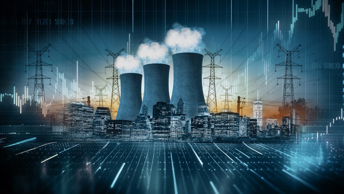 العالم يعود للطاقة النووية.. لكن هناك أزمة ضخمة تهدد أكبر رهان في التاريخ