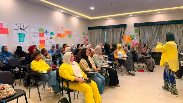 “مودة” يواصل تنفيذ تدريباته المتخصصة لميسرات الحضانات.. تربية ومشاركة