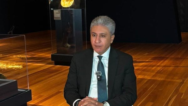 «السياحة والآثار» تحيل مسئولين للتحقيق بعد السماح لصانع محتوى أجنبي بدخول مقابر مُغلقة بالأقصر دون تذاكر