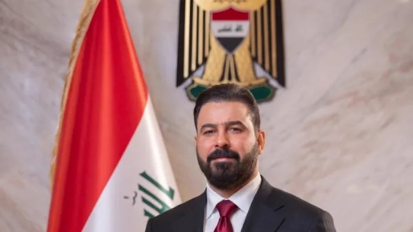 رئيس وزراء العراق: الاتفاق مع تركيا بشأن نقل وتحميل النفط عبر ميناء جيهان إنجاز استراتيجي