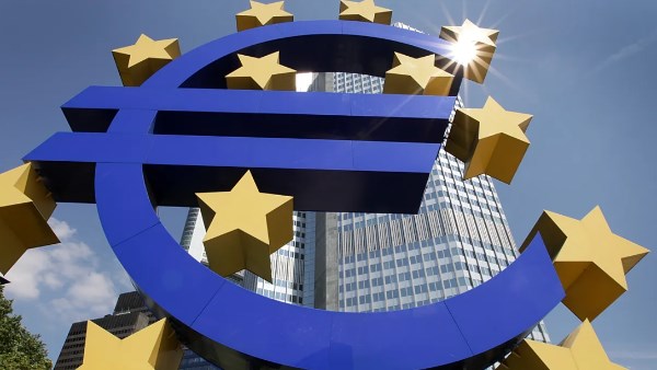 انخفاض عوائد سندات منطقة اليورو مع تراجع أسعار النفط على خلفية المحادثات الإيرانية