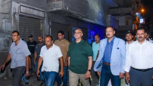 محافظ الإسكندرية يقوم بجولة ميدانية مفاجئة بالمنتزه أول وإزالة تعدٍ على حرم الطريق