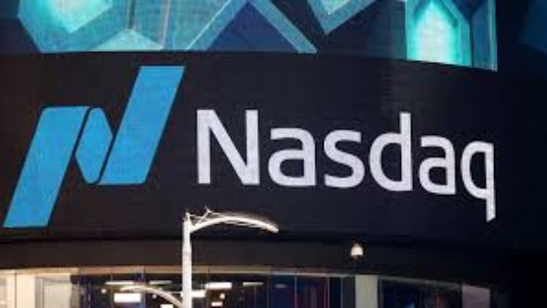 طفرة أسهم التكنولوجيا تضيف 3.5 تريليون دولار لقيمة «ناسداك 100» في 4 أيام