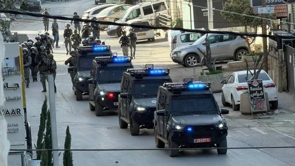 فلسطين: مخيم قلنديا يشهد إصابات واعتقال مواطنة خلال اقتحام الاحتلال الإسرائيلي