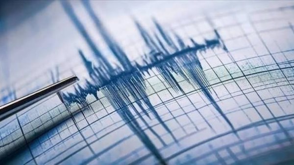 مصرع 20 شخصا وتضرر 6 مطارات إثر الزلزال المدمر