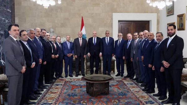 عون: خيارنا الأول التمديد لليونيفيل.. ونبحث عن صيغة لاستمرار الوجود الدولي بجنوب لبنان