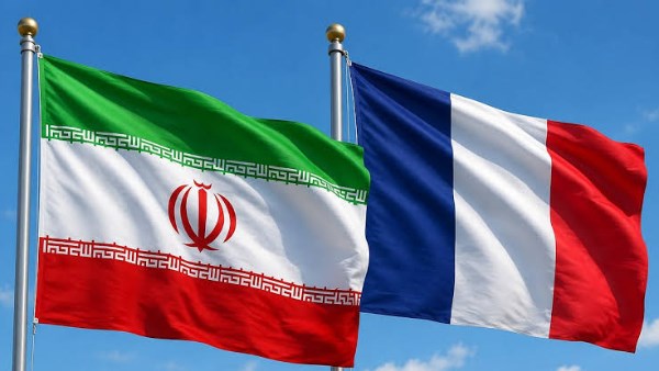 فرنسا تستدعي السفير الإيراني وتعلن اثنين من موظفي السفارة شخصين غير مرغوب فيهما