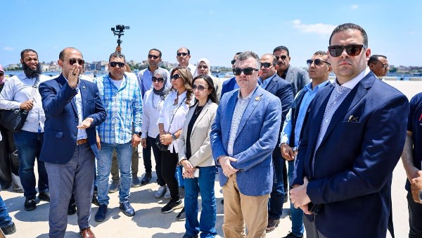 وزير التخطيط ومحافظ البحيرة يتفقدان أعمال تطوير ميناء رشيد لتنمية صيانة وصناعة السفن