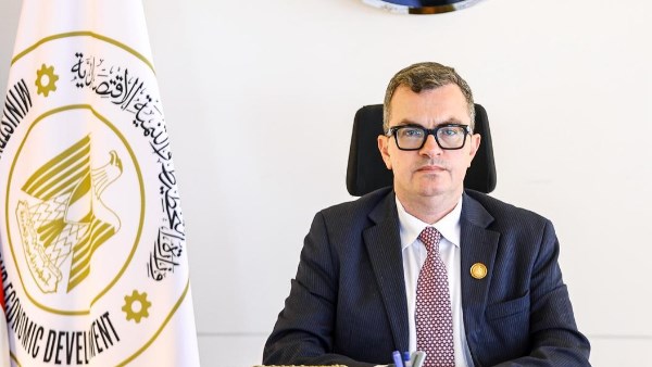 لمتابعة تنفيذ الخطة الاستثمارية.. وزير التخطيط ومحافظ البحيرة يتفقدان المشروعات التنموية