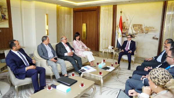 وزير التخطيط يتابع استعدادات استضافة مصر للمهرجان العالمي لريادة الأعمال