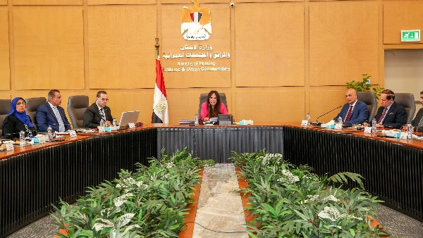 تحفيز الاستثمار وشراكة مع القطاع الخاص.. المجتمعات العمرانية تتابع خطة تطوير مدن الساحل الشمالي حتى 2030