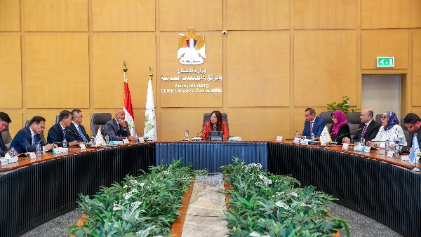 وزيرة الإسكان تبحث مع نائب رئيس CSCEC الصينية تعزيز التعاون في تنفيذ المشروعات الكبرى