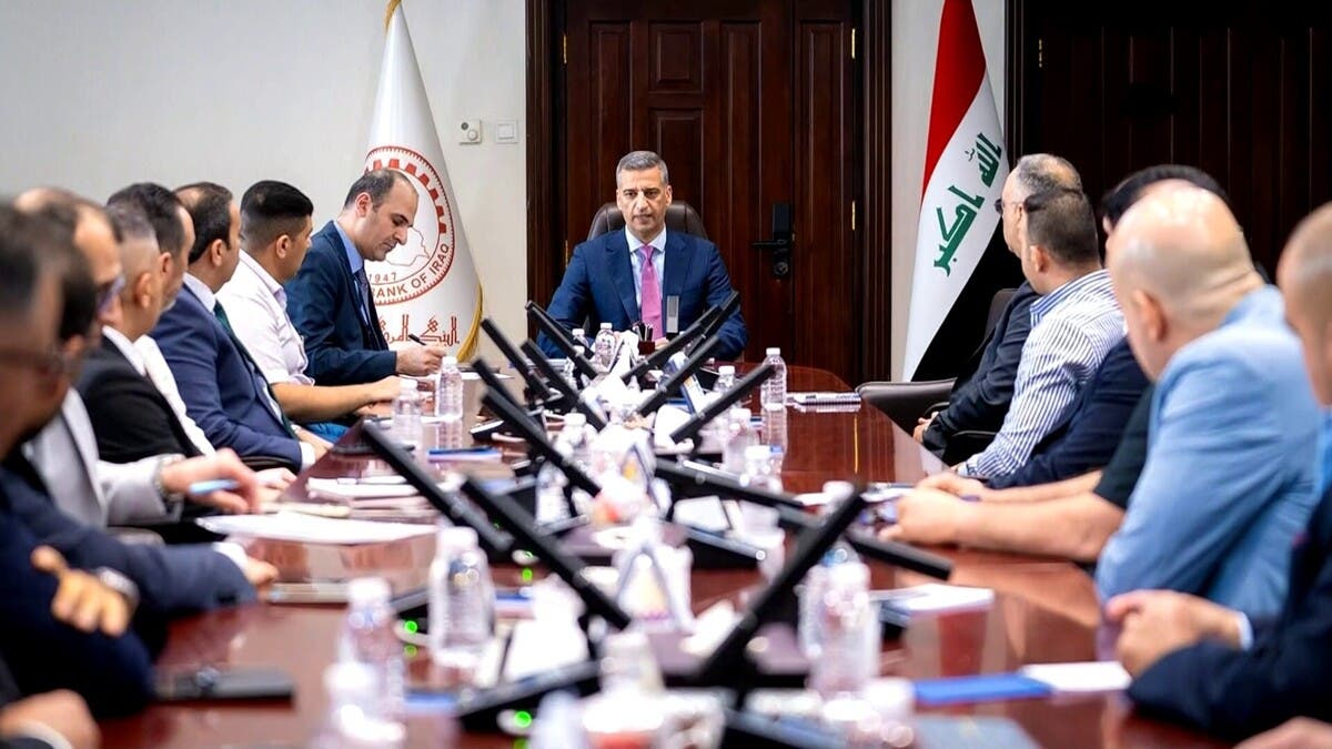 محافظ البنك المركزي العراقي يلتقي نظيره الإيراني في بغداد