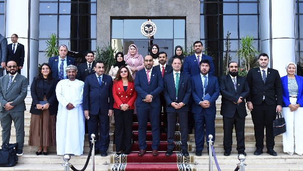 هيئة الاستثمار وغرفة تجارة سلطنة عُمان تبحثان فرص التعاون بين البلدين