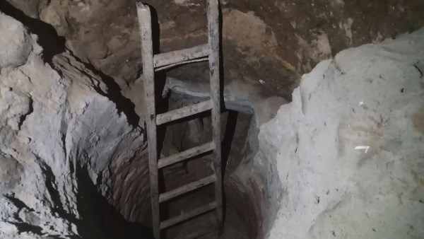 الكنز الموعود.. مصرع 3 داخل حفرة خلال التنقيب عن الآثار في الفيوم