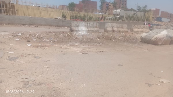 صيانة طبقة الطريق بشارع حسن عبد اللطيف بالعجوزة ورفع كشك كهرباء بطريق المائة بالبراجيل