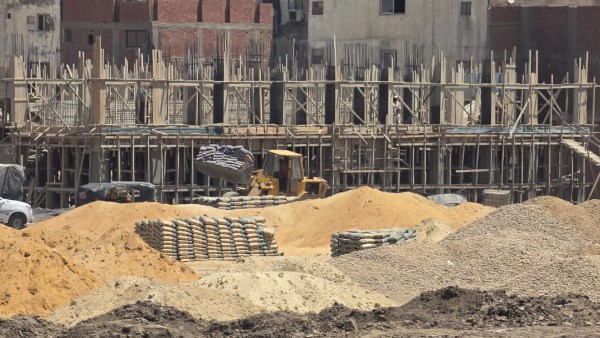 4 مدارس بإجمالي 210 فصلًا دراسيًا.. محافظ الجيزة يتابع معدلات تنفيذ مشروع مجمع المدارس بكعبيش بالهرم