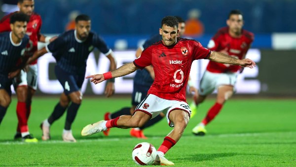 حصاد الجولة الأولى من الدوري.. 18 هدفًا وبداية مشتعلة.. الأهلي ينجو من فخ البداية وبيراميدز يتفوق والزمالك يتعثر