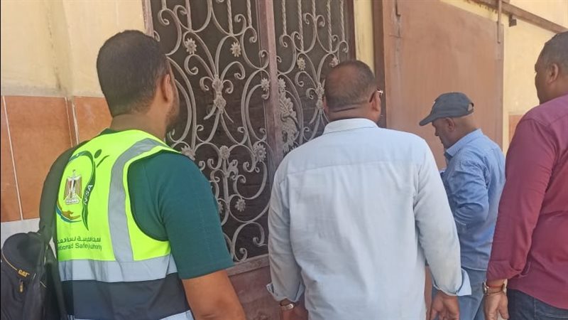 سلامة الغذاء بالإسماعيلية تغلق 3 منشآت بالتل الكبير لمخالفتها الاشتراطات