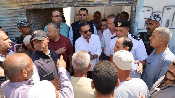 محافظ المنوفية يفاجئ الجمعية الزراعية بطوخ طنبشا ويأمر بأسمدة إضافية.. وإحالة رئيس الوحدة القروية للتحقيق