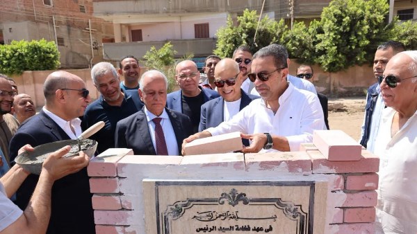محافظ المنوفية يضع حجر أساس مبني “الطوارئ الجديد” بمستشفى بركة السبع