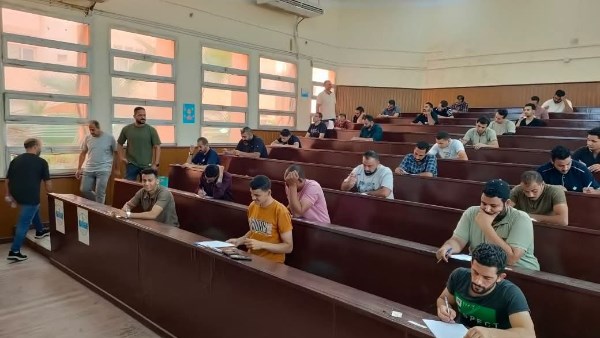مياه المنوفية: الإنتهاء من إجراء اختبارات المسار الوظيفي لترقية 744 موظفا بالشركة
