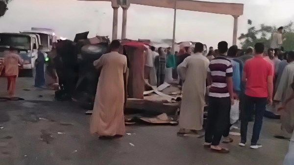 مصرع وإصـابة 19 في حـ ـادث انقلاب سيارة عمالة بالمنوفية