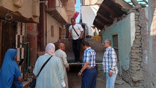 سقوط مبنى بقرية كفر الغنامية.. وتحرك عاجل من أجهزة الباجور