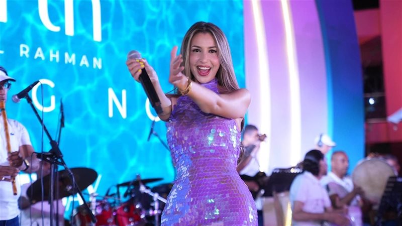 جنات تشكر منظمي حفلها الأخير بالساحل الشمالي