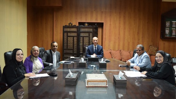 رئيس جامعة بني سويف يرأس اجتماعي «المجلات العلمية» و«الطباعة والنشر»