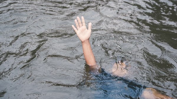 هربا من الحر ..مصرع طالب غرقا أثناء الاستحمام في نهر النيل بأبوقرقاص جنوب المنيا
