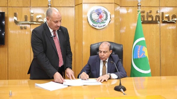 محافظ المنيا يعتمد نتيجة الدور الثاني للشهادة الإعدادية بنسبة نجاح 89.17%