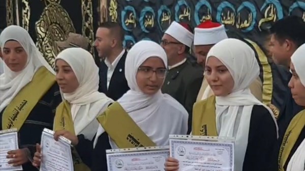 300 حافط وحافظة.. أكبر عرس قرآني سادس لأهالي أبوبشت بالمنيا.. صور