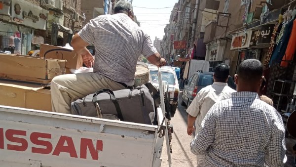 حملة مكبرة لرفع الإشغالات والتعديات على حرم الطريق بمدينة القوصية