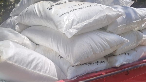 محافظ أسيوط: ضبط 2 طن أسمدة زراعية غير مصرح بتداولها وتحرير 95 محضرًا تموينيًا