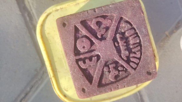محافظ أسيوط: ضبط جزار بديروط متهم بتزوير أختام المجزر الحكومي خلال حملة تموينية مشتركة