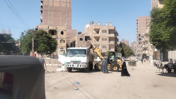 محافظ أسيوط: تكثيف حملات النظافة ورفع المخلفات بمدينة منفلوط