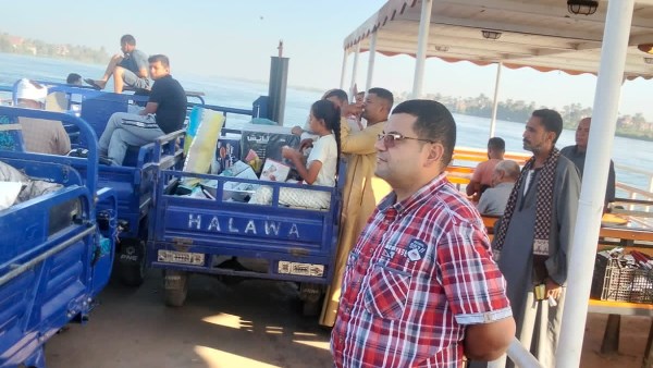 محافظ أسيوط: متابعة جاهزية العبارات النهرية بقرية مجريس بصدفا وانتظام حركة العبور
