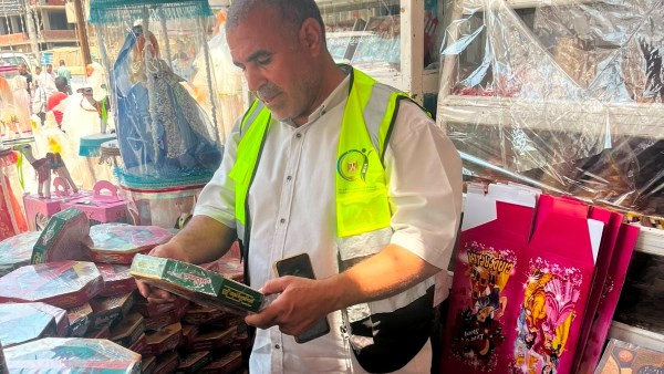 ضبط 530 كيلو أغذية وحلوى المولد غير صالحة في سوهاج