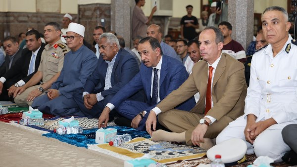 محافظ سوهاج ومدير الأمن يشهدان احتفال الأوقاف بذكرى المولد النبوي الشريف بمسجد العارف بالله