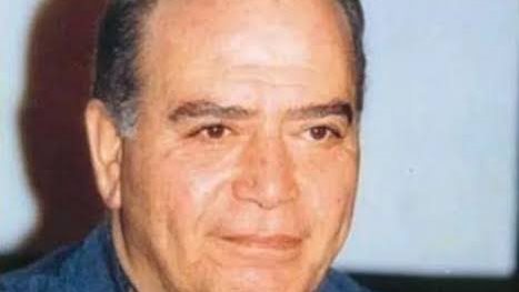 في ذكراه.. سبب الاعتداء على حسين كمال وخلافه مع العندليب وعبد الناصر