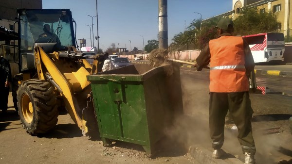 نقيب الزبالين: «المخلفات القابلة للتدوير مصدر رزقنا.. ولو مشروع الدقي استمر هنوقف جمع القمامة