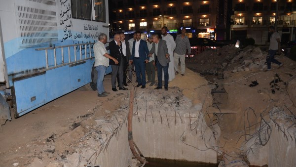 محافظ الأقصر يتابع ميدانيا أعمال تطوير خالد بن الوليد ويشدد على عدم تعطيل حركة المواطنين