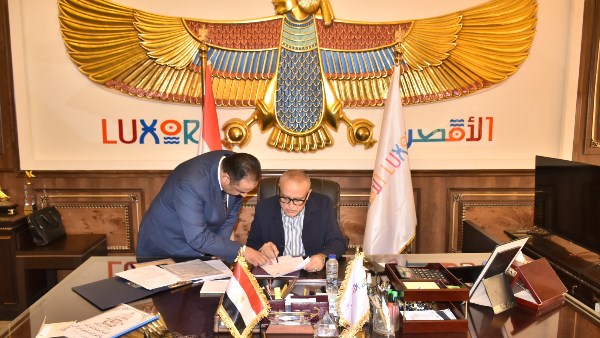 محافظ الأقصر يعتمد نتيجة امتحانات الدور الثاني للشهادة الإعدادية بنسبة نجاح 92.09%
