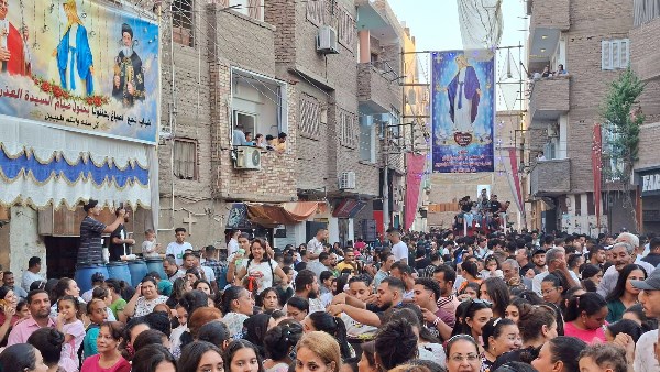 أقباط الأقصر يحتفلون بعيد ظهور إصعاد جسد العذراء مريم في شرق السكة