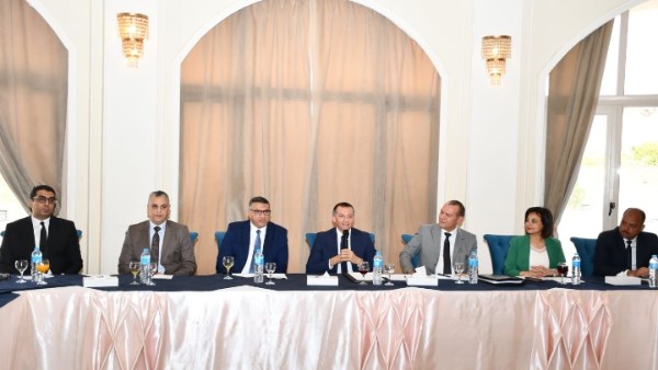 ورشة عمل إقليمية لتطوير نظم عمل الإدارة المحلية وآليات تنمية الموارد الذاتية