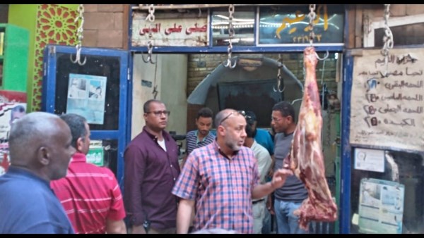 حملة تفتيشية مكبرة على محال الجزارة والمطاعم بأسوان