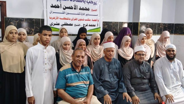المعاهد الأزهرية بأسوان ومكاتب التحفيظ تتزين بالمشاركين بيوم السرد القرآني